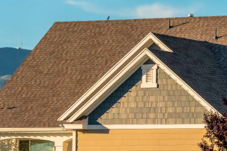 Roof Cleaning in Jacksonville: Protecting Your Investment the Right Way Thumbnail